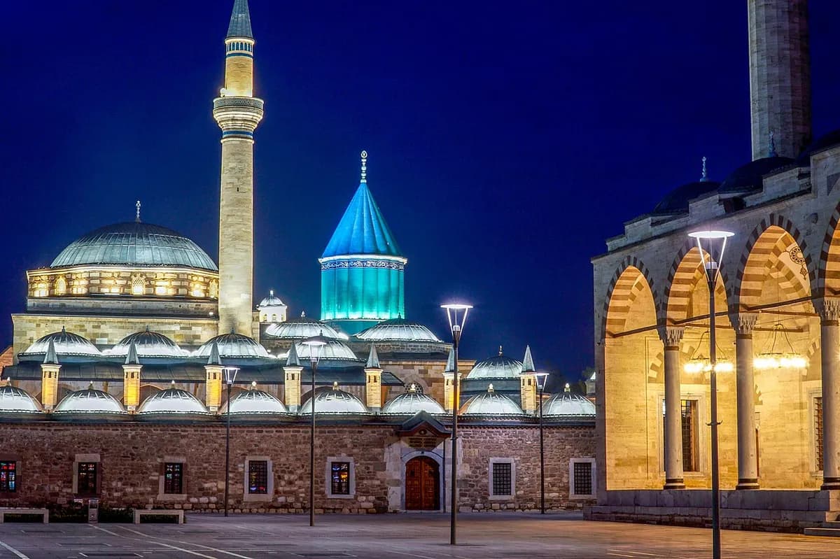 Konya ve Mevlana Gezi Rehberi: Şeb-i Arus, Semazenler, Selçuklu Eserleri ve Fırın Kebabı