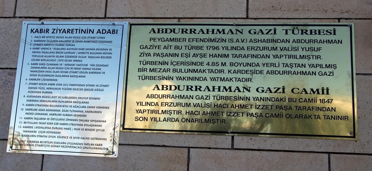 Abdurrahman Gazi Türbesi (Tatvan Van Gölü Yamacı)