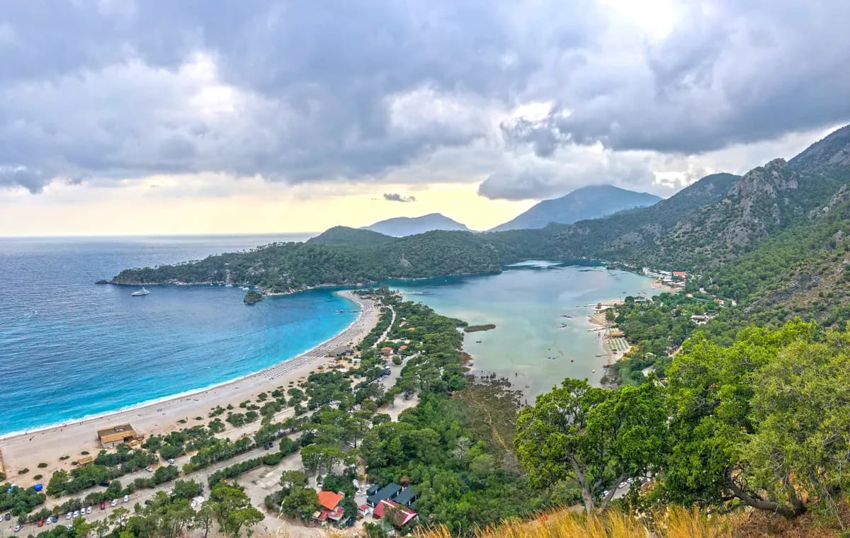 Aliağa Kuş Cenneti ve Lagün Plajı