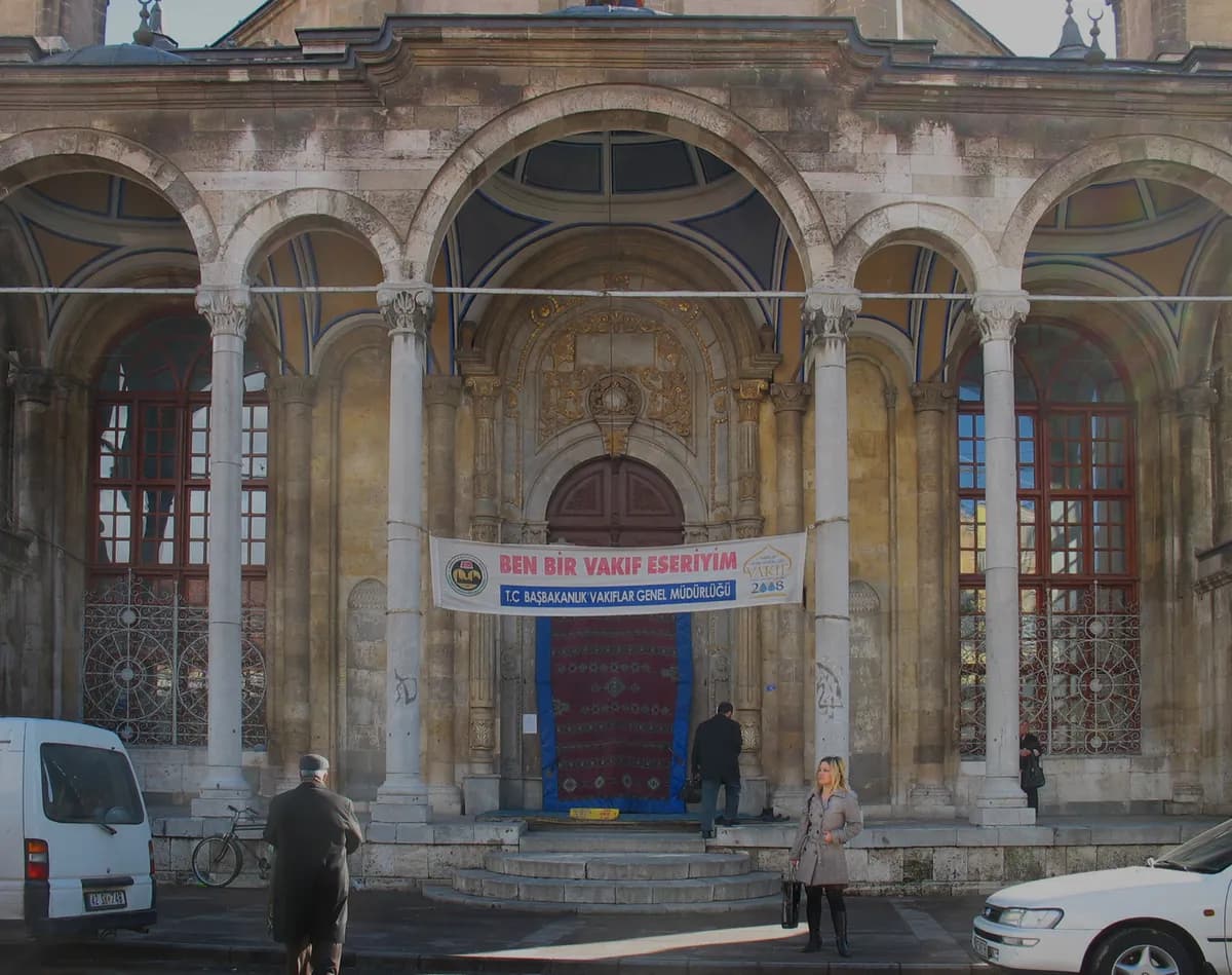 Aziziye Camii (Geç Osmanlı Barok ve Rokoko Mimarisi)