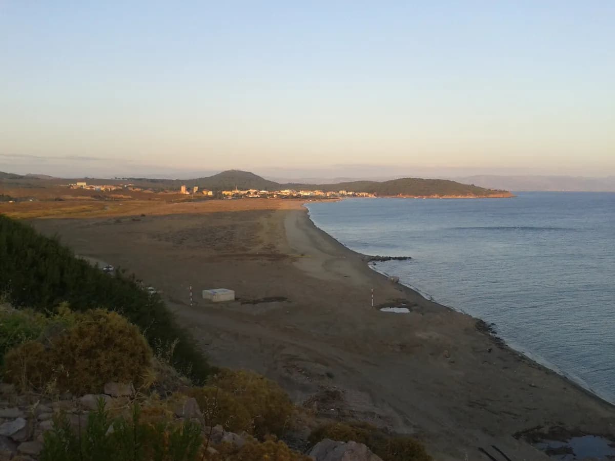 Badavut Plajı & Doğal Kaya Oluşumları (Tabiat Parkı)