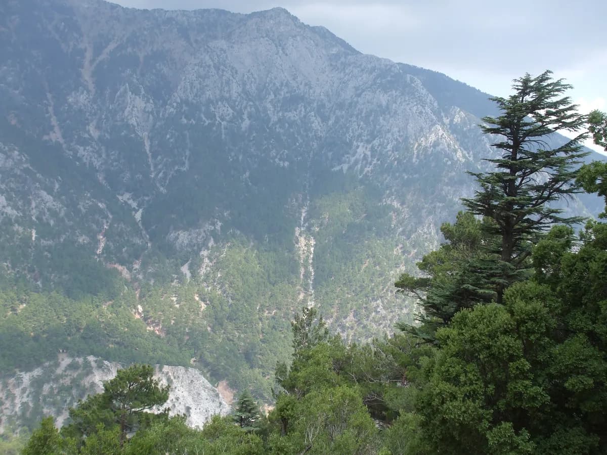 Ballık Köyü ve Doğa Kanyonu