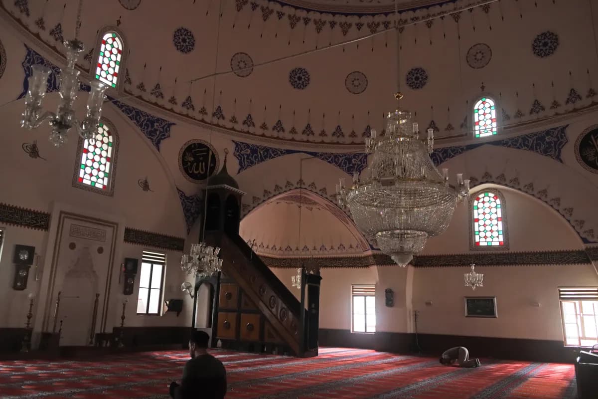Bolu Yıldırım Bayezid Camii (Büyük Cami - M.S. 1382 Erken Osmanlı)