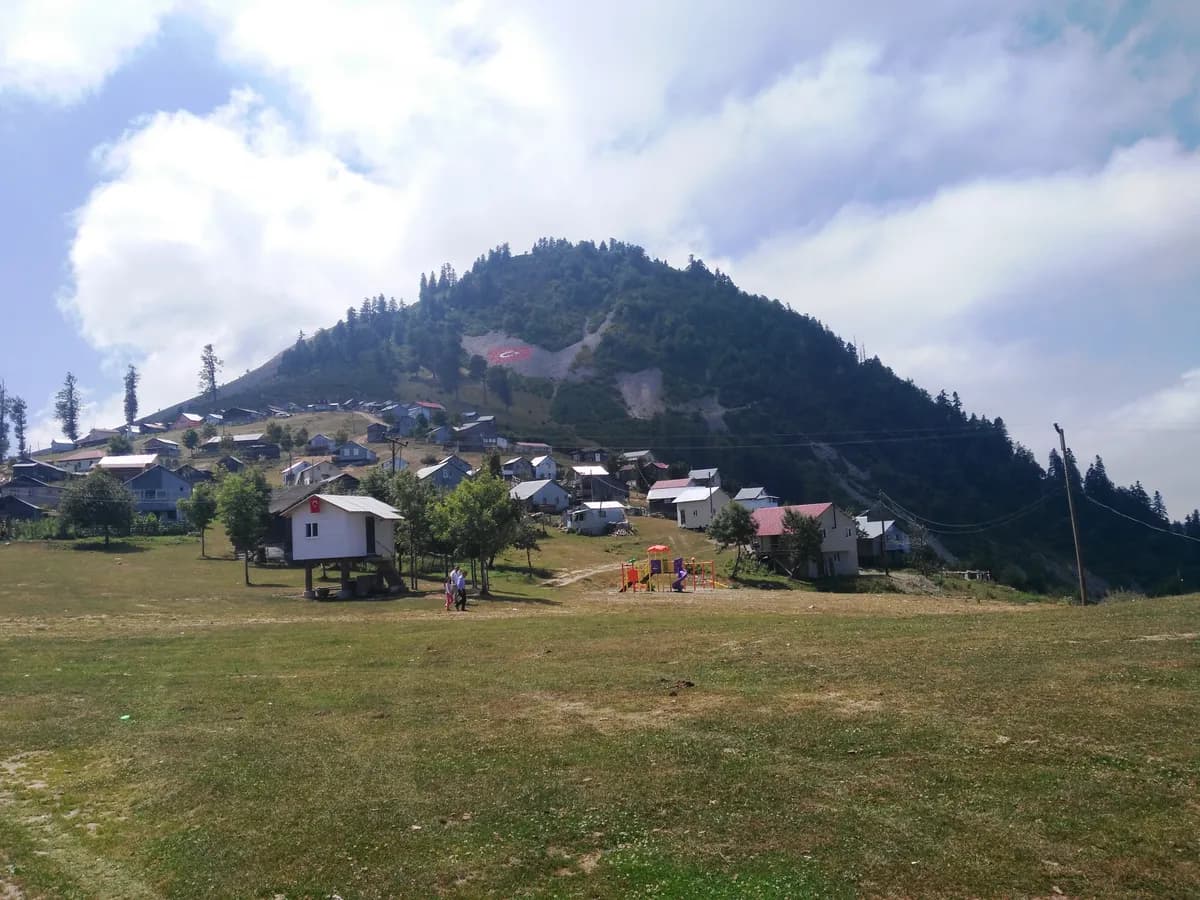 Dikmen Yaylası ve Zirvesi