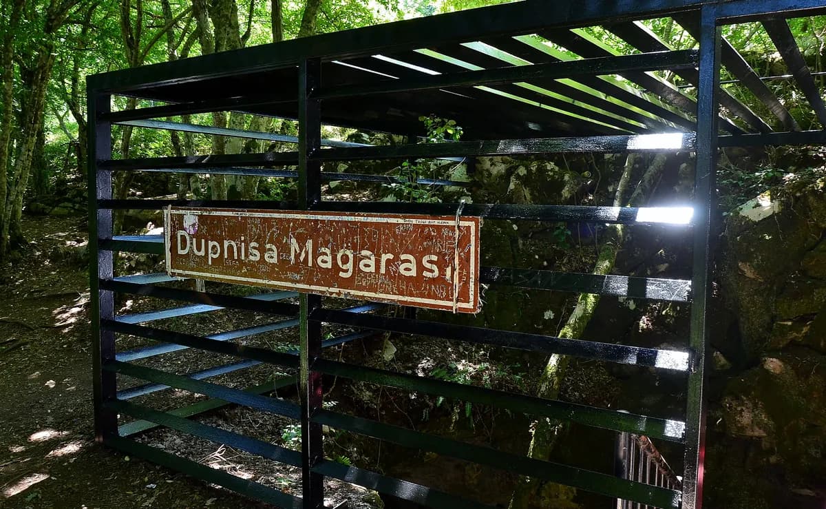 Dupnisa Mağarası Tabiat Anıtı (Trakya'nın Tek Turistik Mağarası)