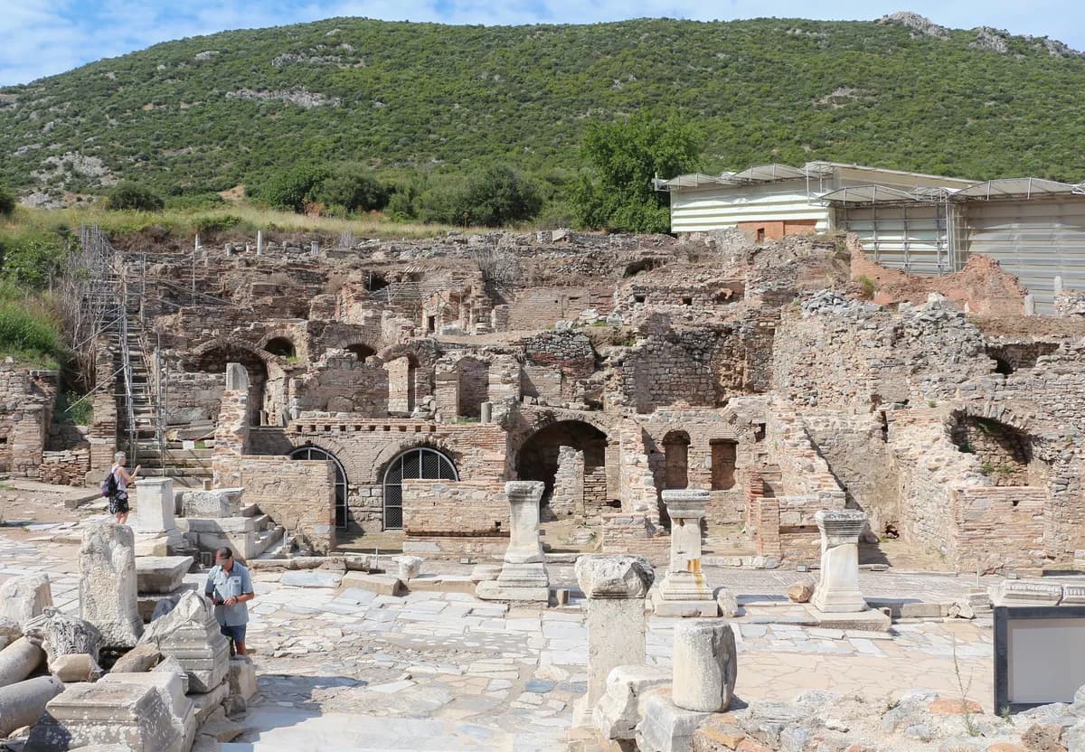 Efes Yamaç Evleri (Terrace Houses - Antik Lüks Domuslar)
