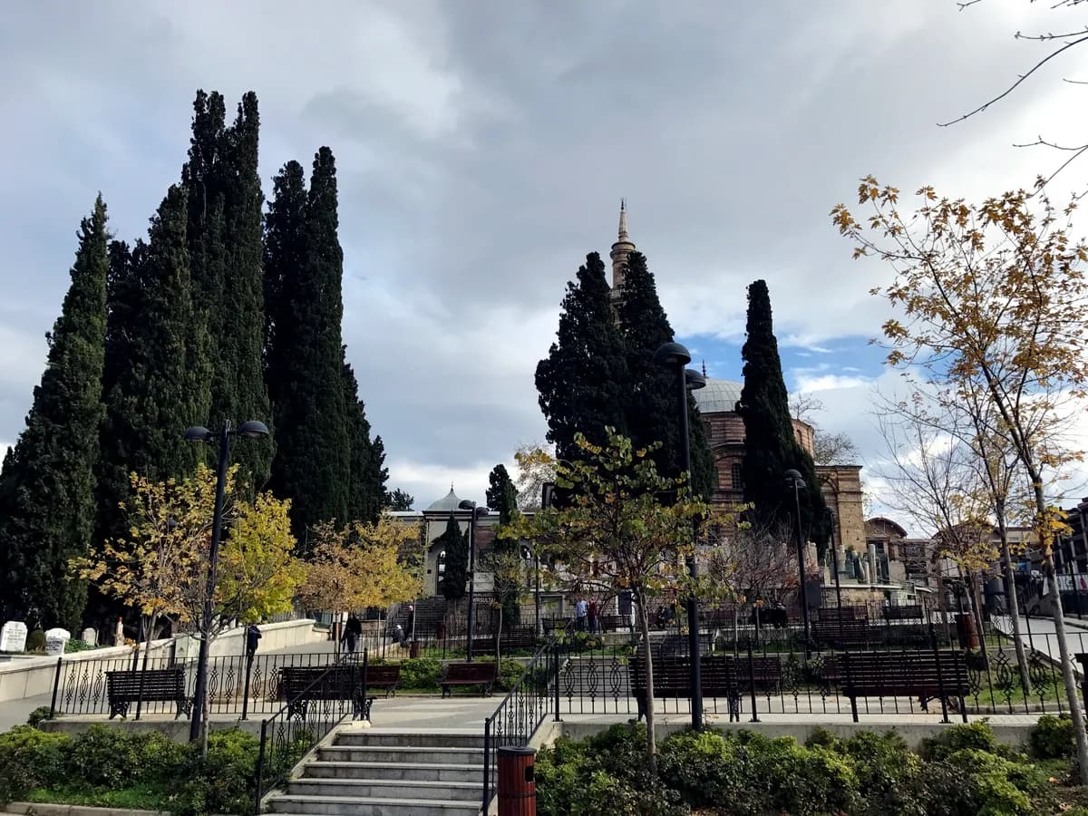 Emirsultan Camii & Türbesi (Emir Sultan Hazretleri Makamı 15. Yüzyıl)