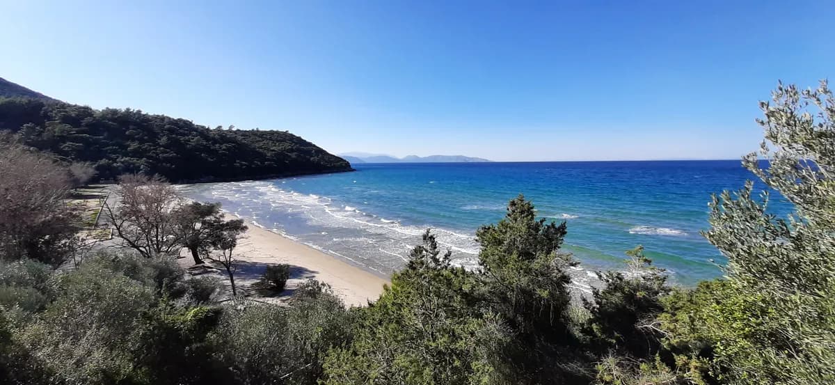 İçmeler Koyu ve Mavi Bayraklı Plajı