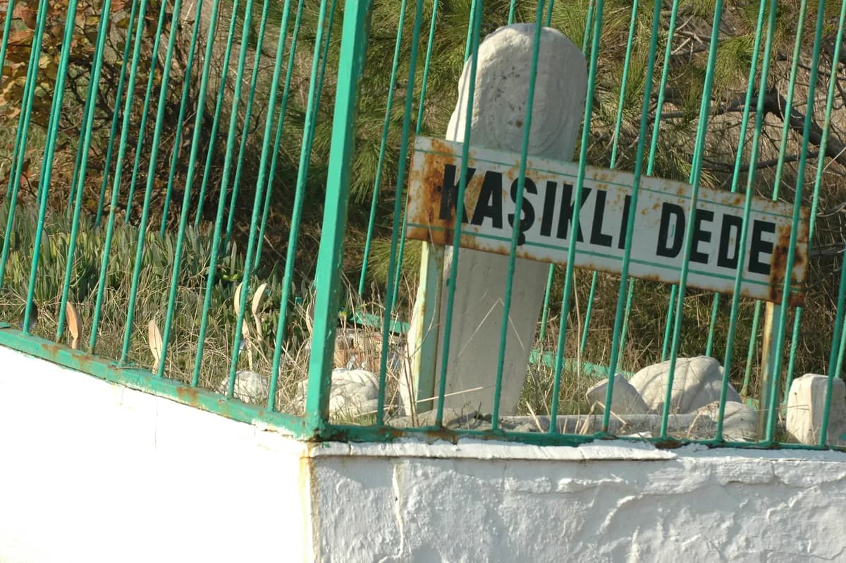 Kaşıklı Köyü ve Ahşap Tavanlı Tarihi Camii