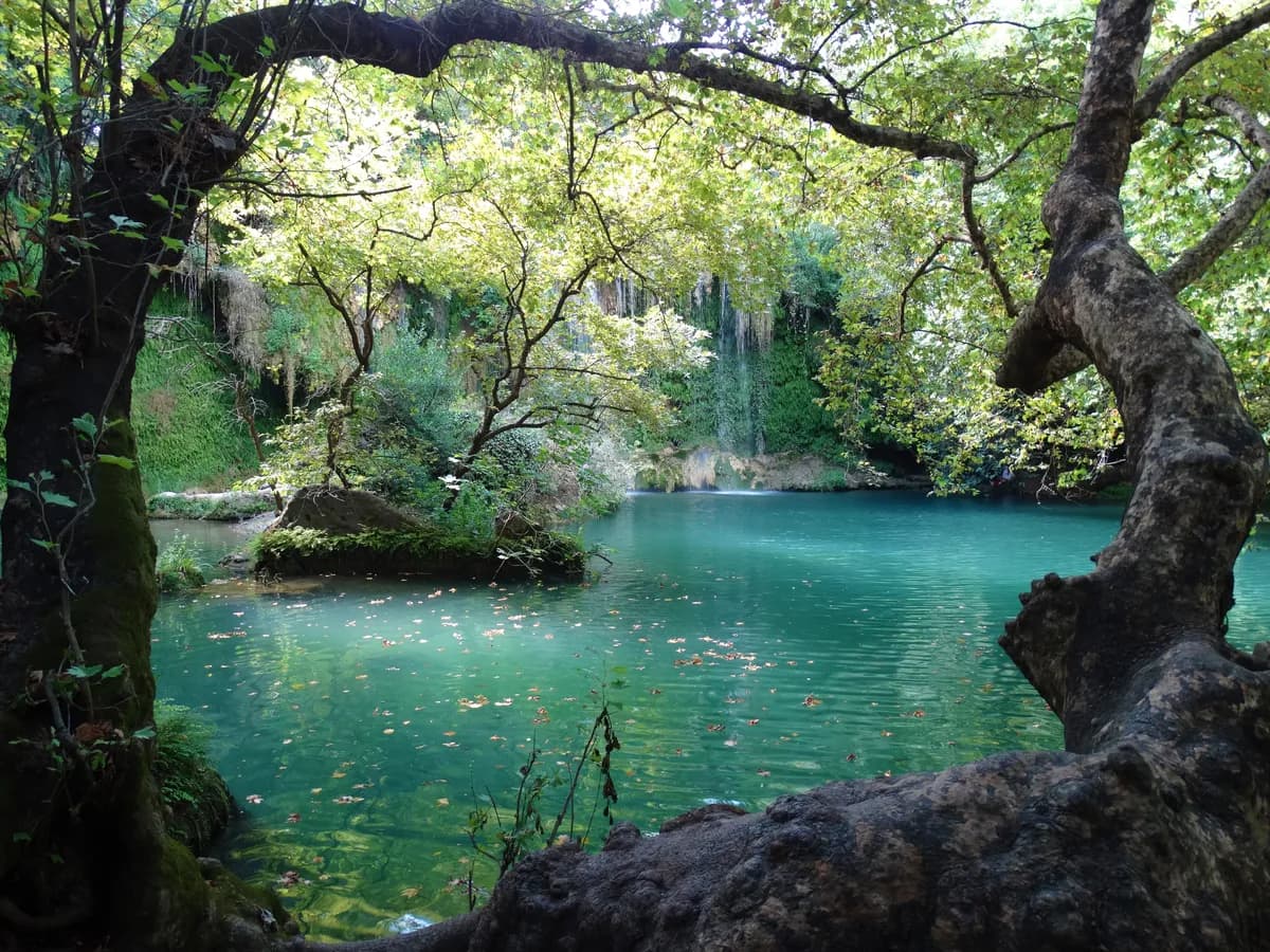 Kurşunlu Şelalesi Tabiat Parkı