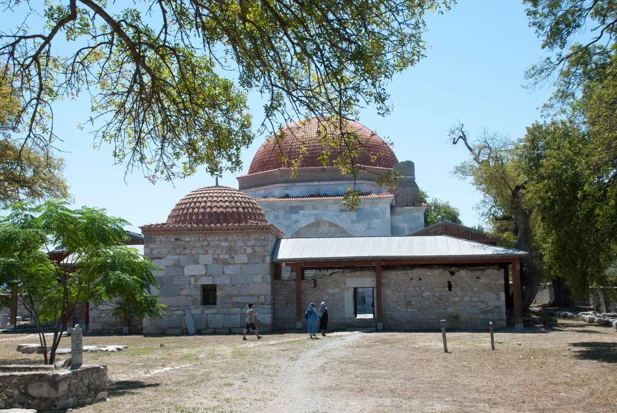 Milet Antik Kenti & Anıtsal Roma Tiyatrosu (Balat Köyü)