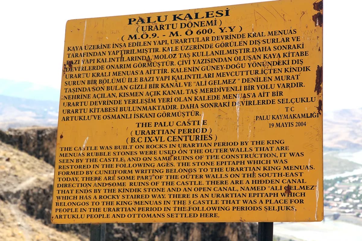 Palu Kalesi & Urartu Yazıtı