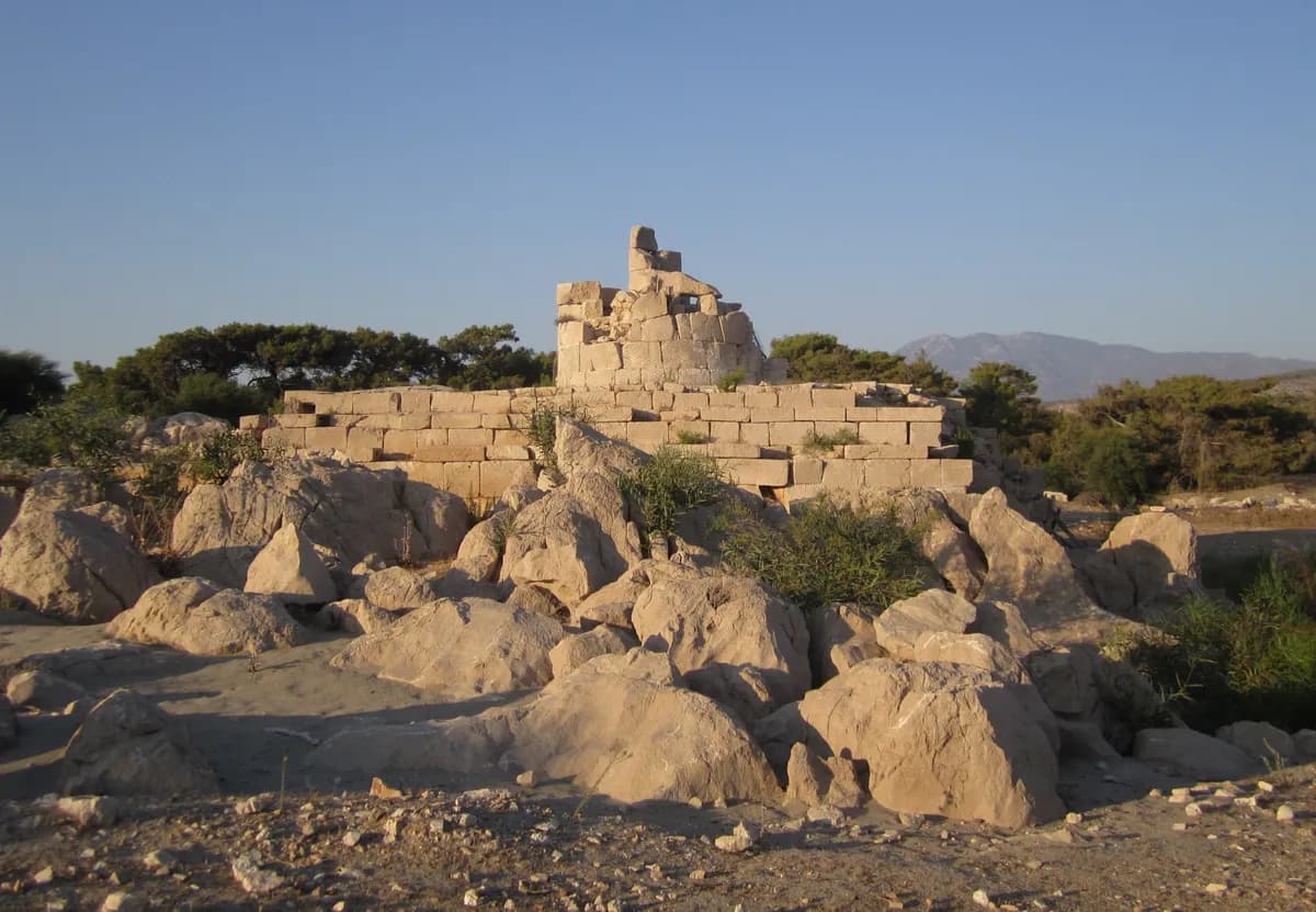Patara Antik Deniz Feneri (Neron Feneri M.S. 64)