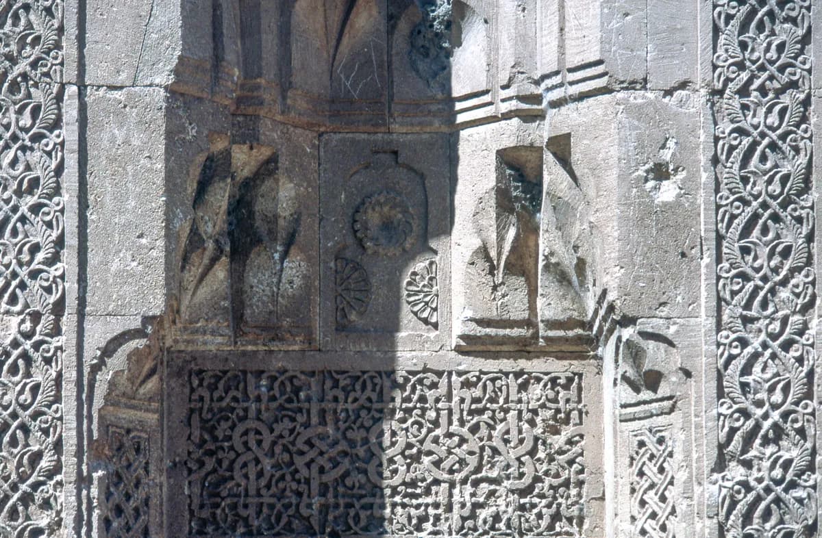 Sitte Melik (Şahin Şah) Kümbeti