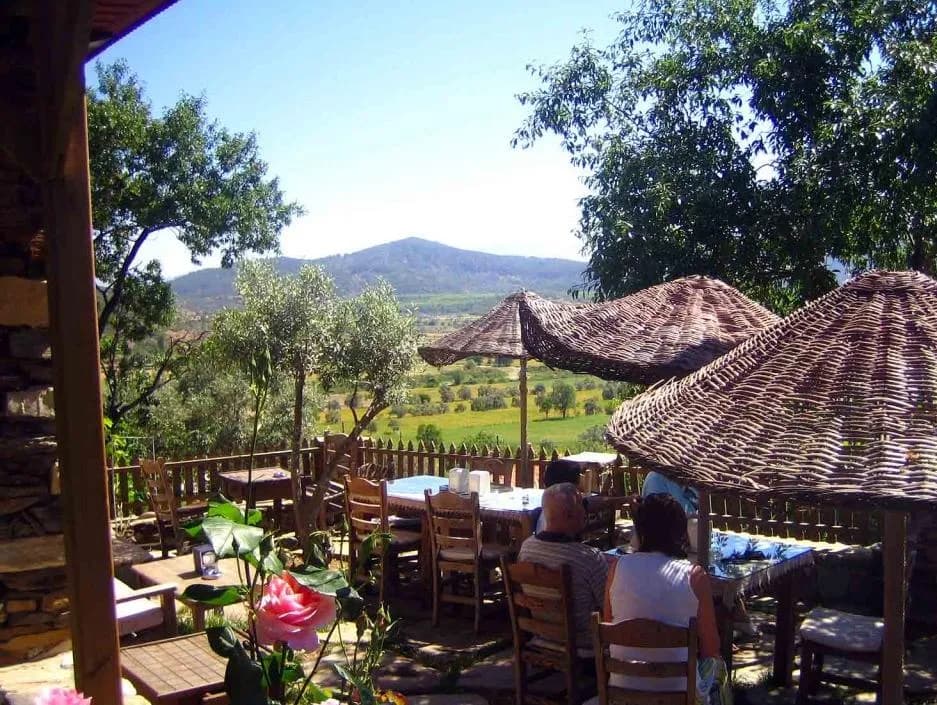 Tarihi Belen Kahvesi ve Ormancı Türküsü Evi (Çaybükü)