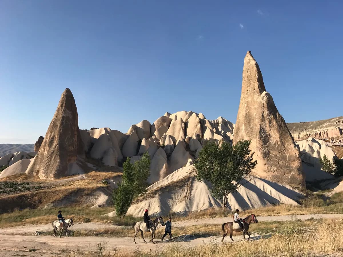 Tarihi Çakırkaya Kaya Manastırı Kompleksi (Gümüşhane'nin Sümela'sı)