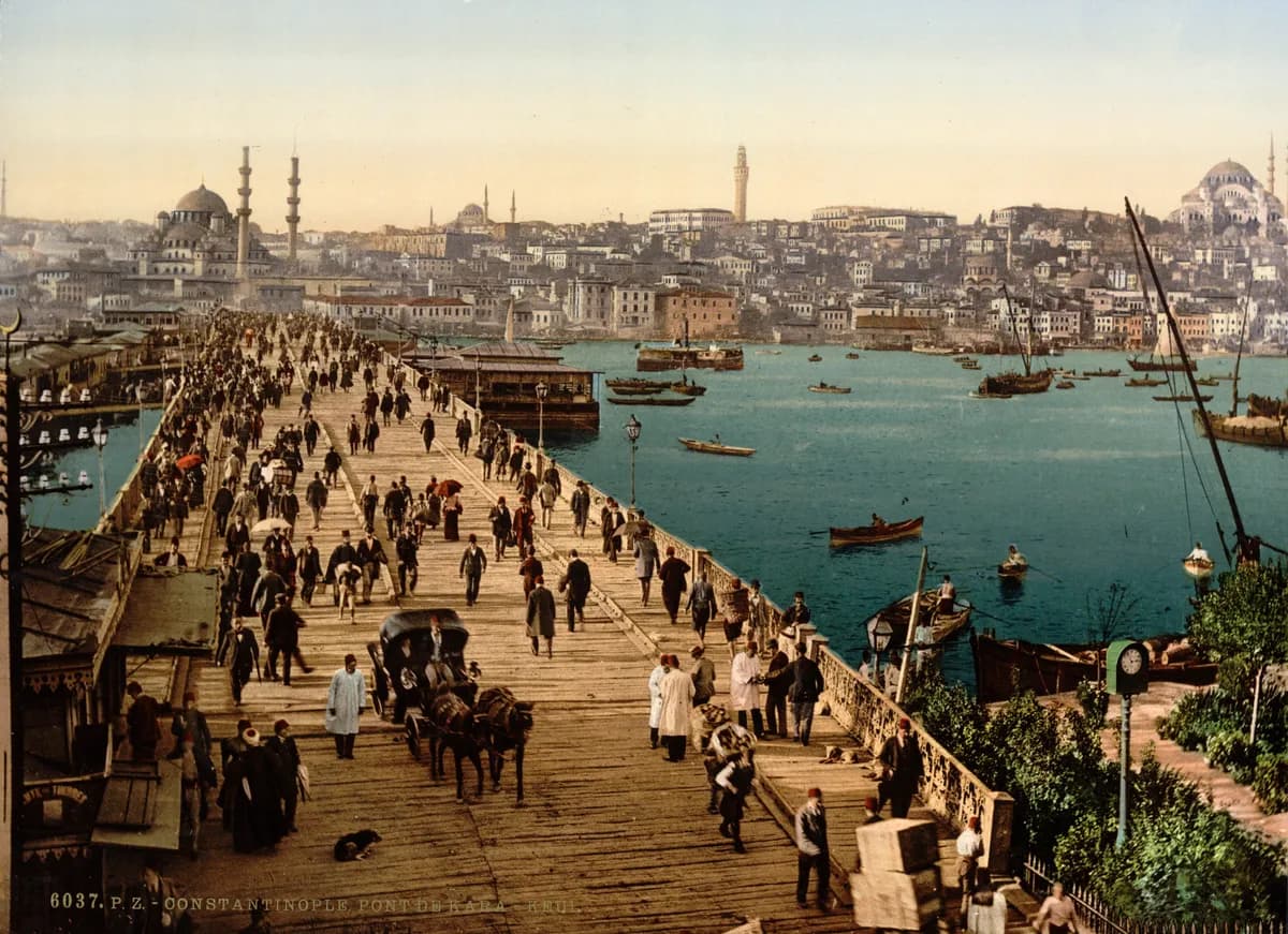 Tarihi Galata Köprüsü (Haliç Balıkçıları ve Panoraması)