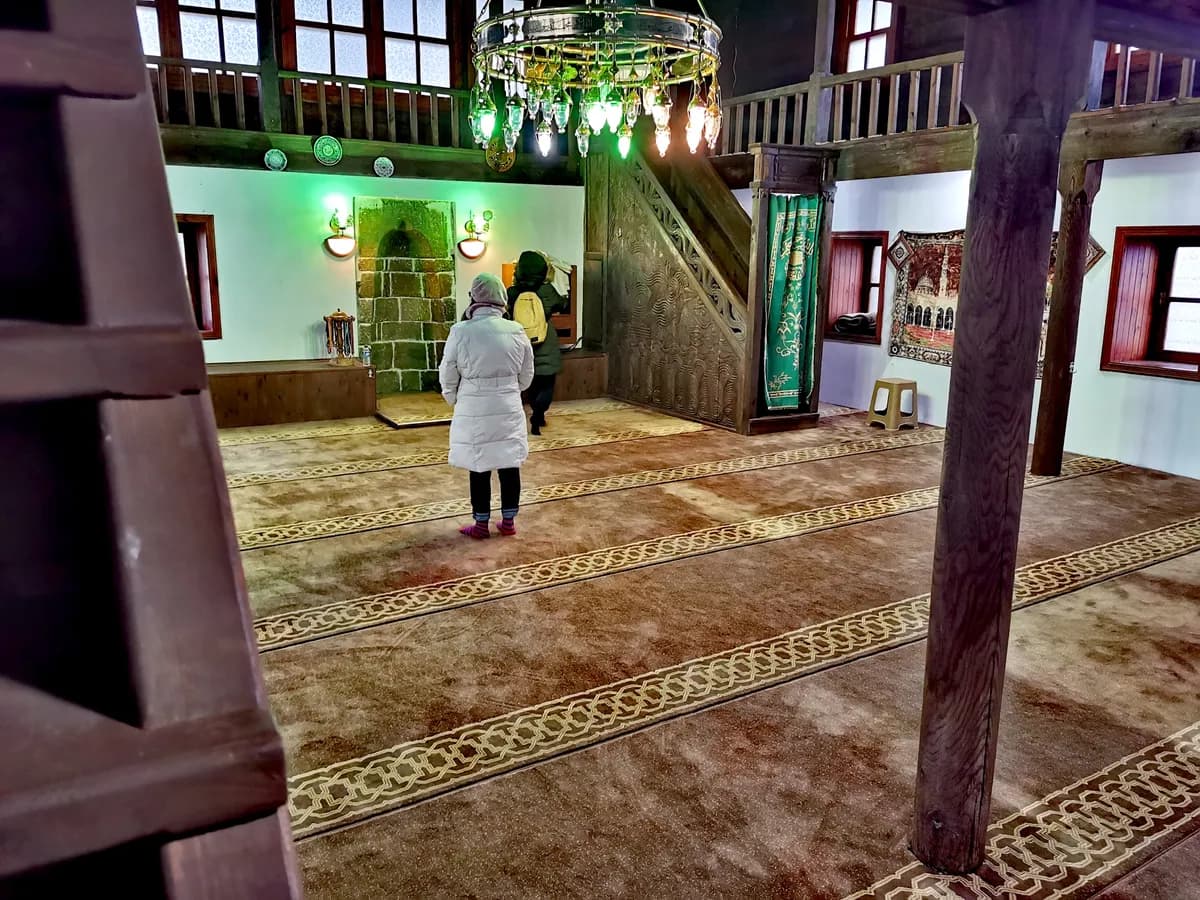 Tarihi Gökgöl Ahşap Çantı Camii
