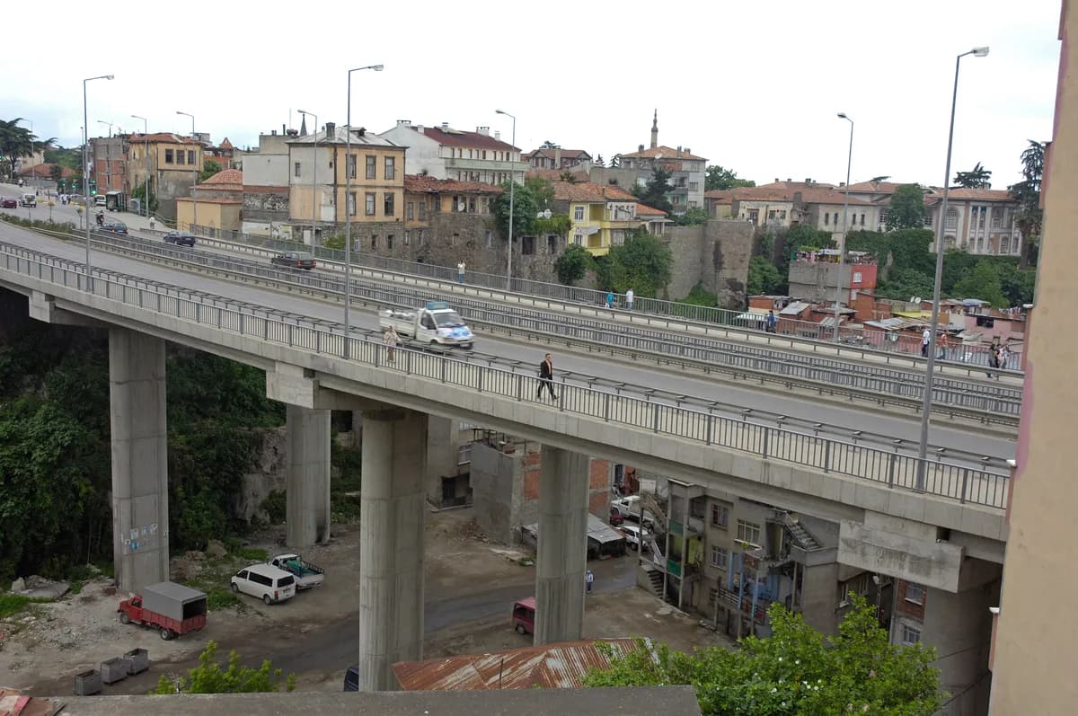 Tarihi Hatun Köprüsü (Kız Köprüsü)