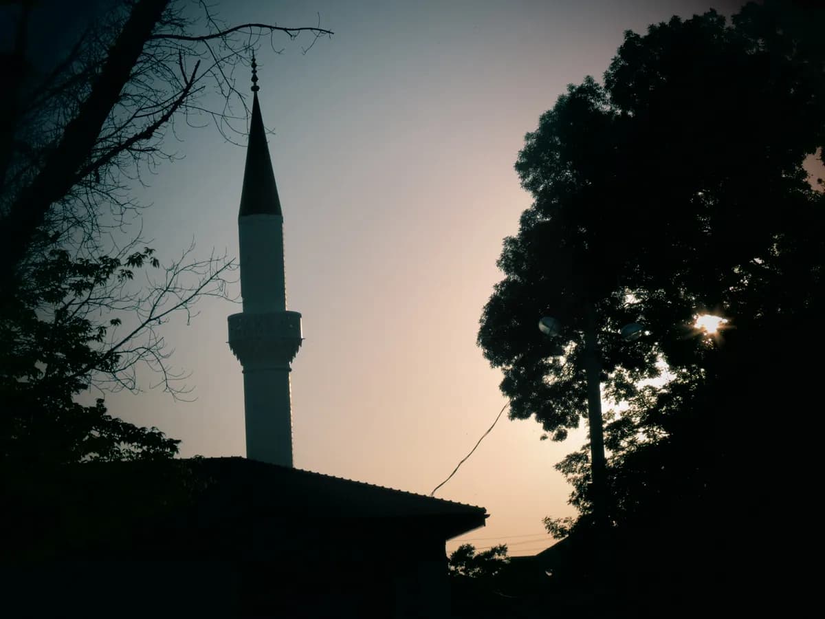 Tarihi Kemaliye Orta Camii