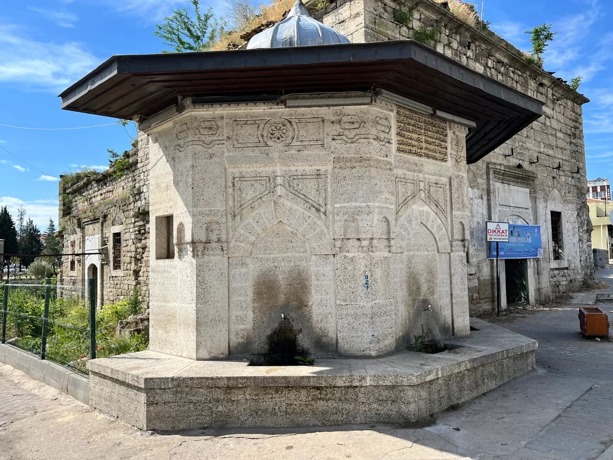 Tarihi Paşa Hamamı (Ali Paşa Hamamı)