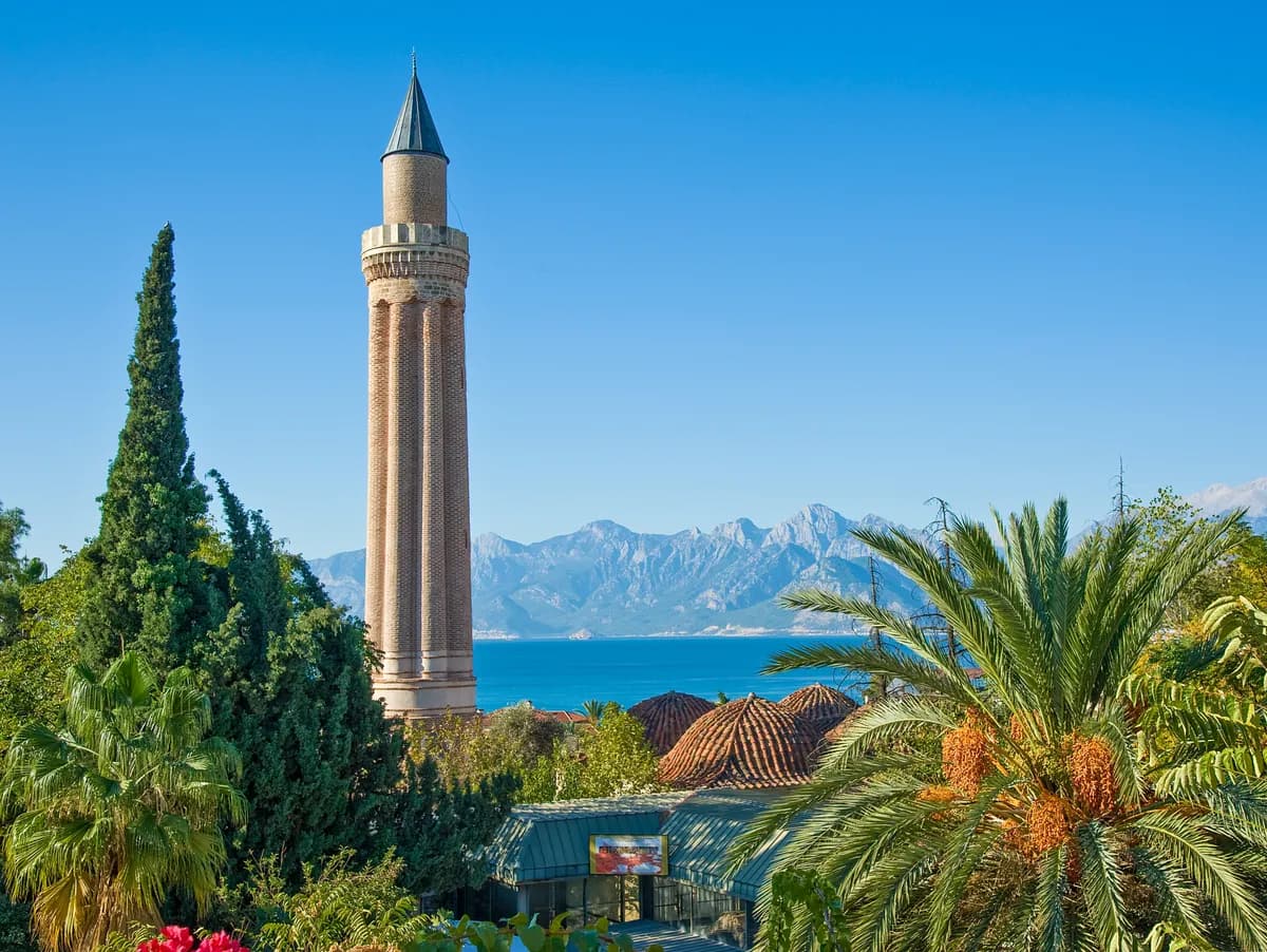 Tarihi Sultan Alaaddin Camii (13. yy)