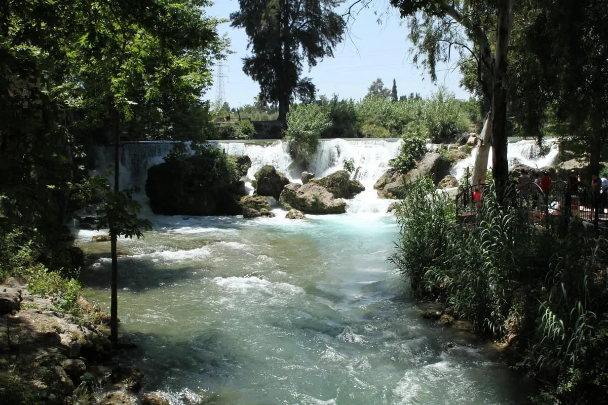 Tarsus Şelalesi ve Berdan Kanyonu Mesire Alanı (Doğa Parkı)
