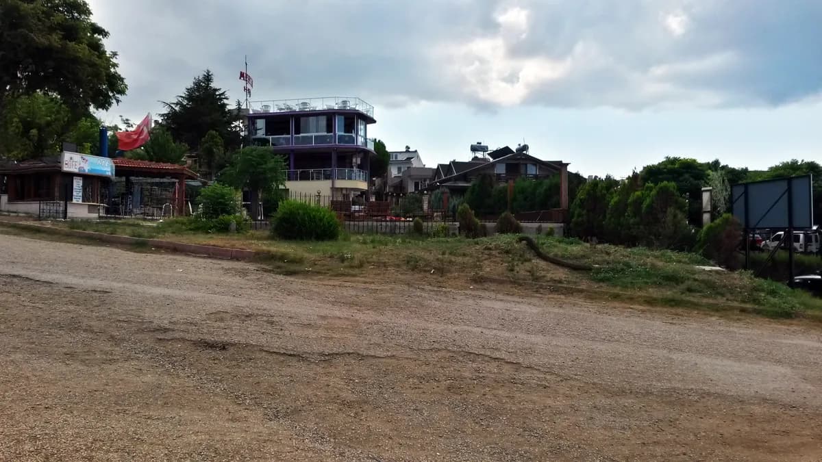 Tuzla Mercan Koyu ve Manastır Sahil Parkı