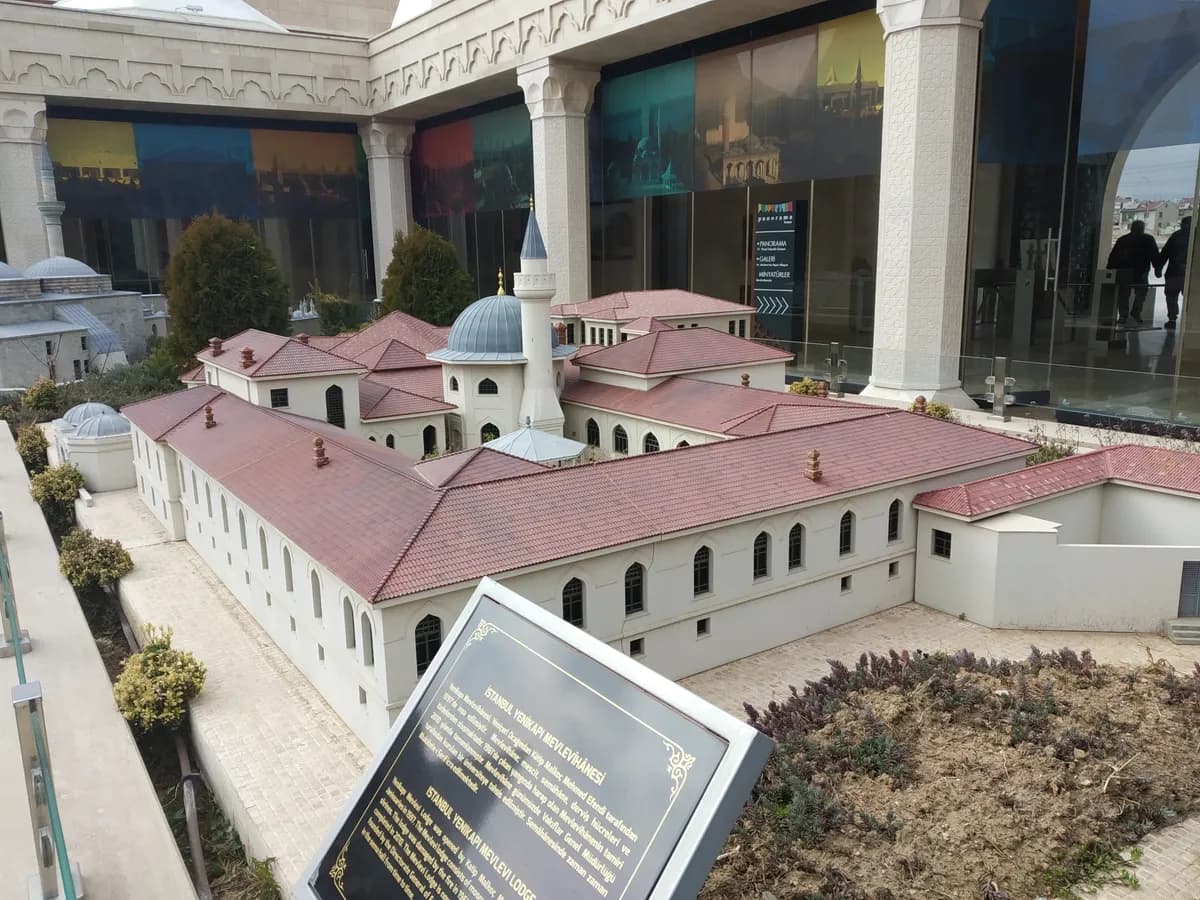 Yenikapı Mevlevihanesi (Merkezefendi - 1597)